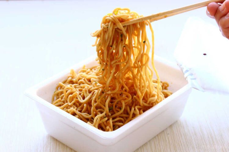 胸が熱くなる事実!カップヌードルは常温の水でそこそこ美味しく食べられるの画像