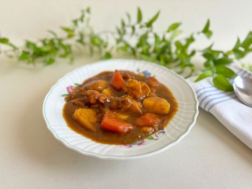 カレーに入れるじゃがいもを種類ごとに比較！食感や味わいをプロが解説