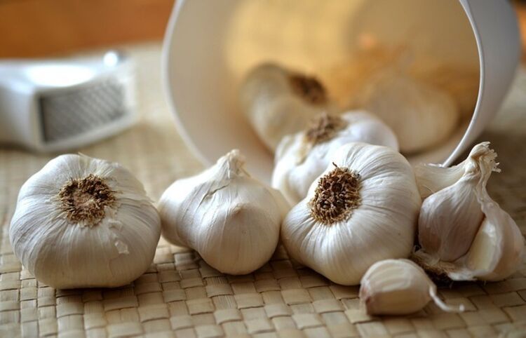 もう明日が怖くない!牛乳でニンニク臭を効果的に消すやり方の画像