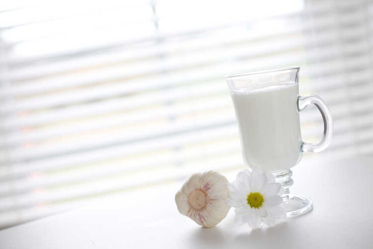もう明日が怖くない!牛乳でニンニク臭を効果的に消すやり方の画像