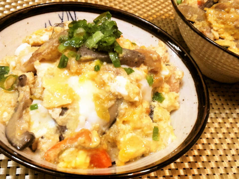 4.味噌味変わり親子丼