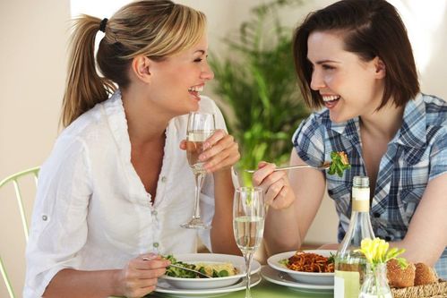 食べ方の汚い人になってない 覚えておくべきキレイな食べ方のコツ Macaroni