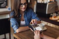 飲食後の おあいそ は間違い 正しい意味と語源 スマートな会計の仕方 Macaroni