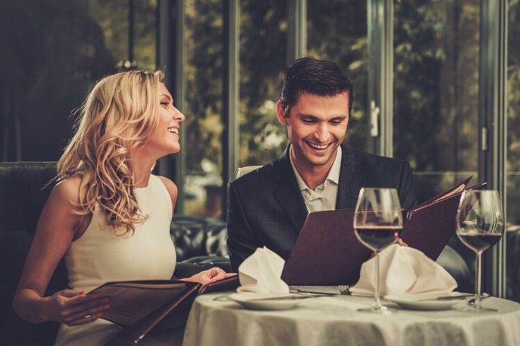 服装や食べ方の基本、忘れてない？「会食マナー」でオトナ美人を目指すの画像