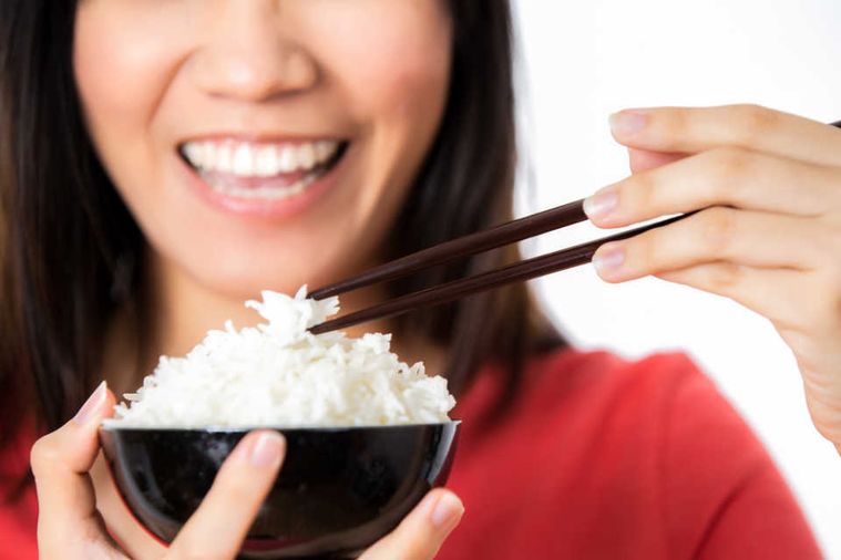 意外と知らない お米一合で何グラムか言える お酒も計算は一緒 Macaroni 意外と知らない お米一合で何グラムか言える お酒も計算は一緒 Macaroni