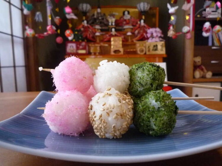 三色団子の色の意味とは？作り方＆アレンジレシピで春の風物詩を味わう