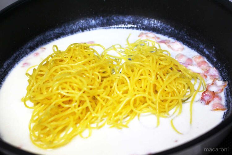 クレアおばさんで一人パスタも楽勝 生クリームなしで驚きのコク旨カルボ Macaroni