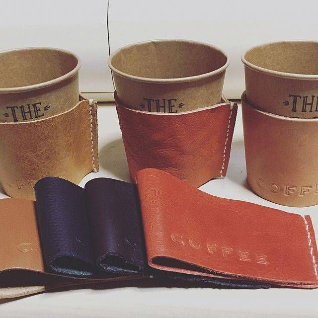 カップスリーブ を持つ人が急増中 コンビニコーヒーがおしゃれに変身 Macaroni