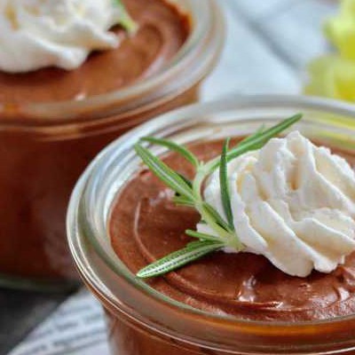 極上の口どけ♩ふんわりとろけるチョコムースレシピとアレンジ3選