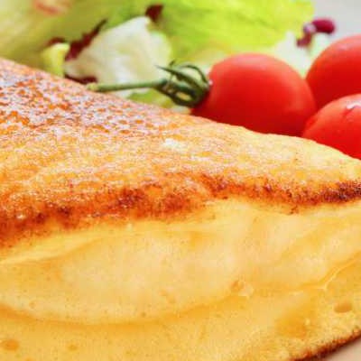 口どけ「しゅわっ…!」モンサンミッシェル風オムレツは卵1個で奇跡の食感♩