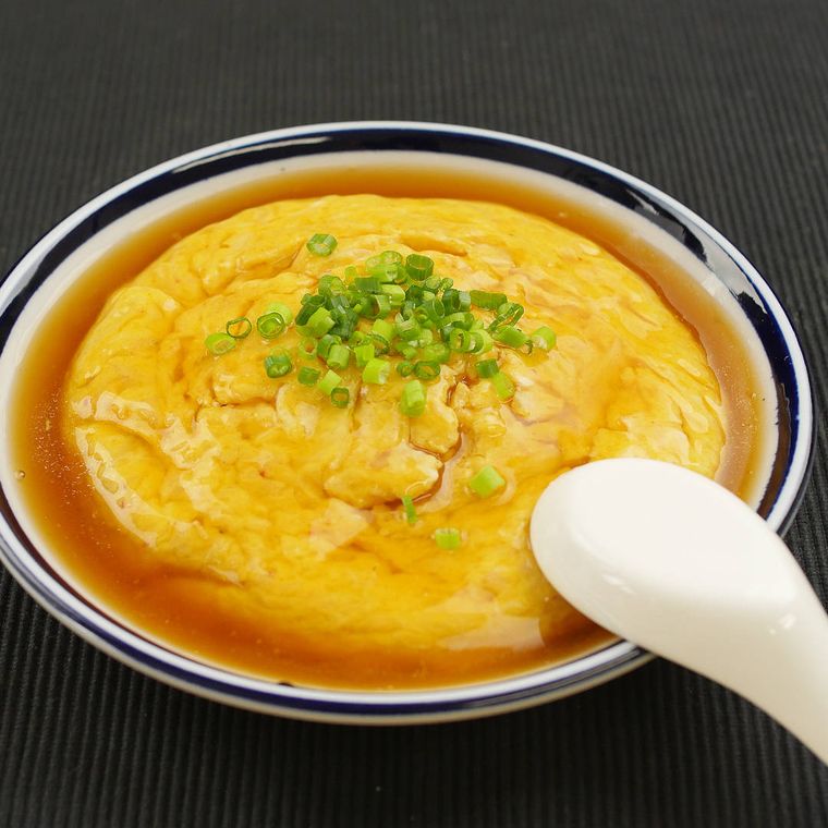 皿に盛られたかに玉