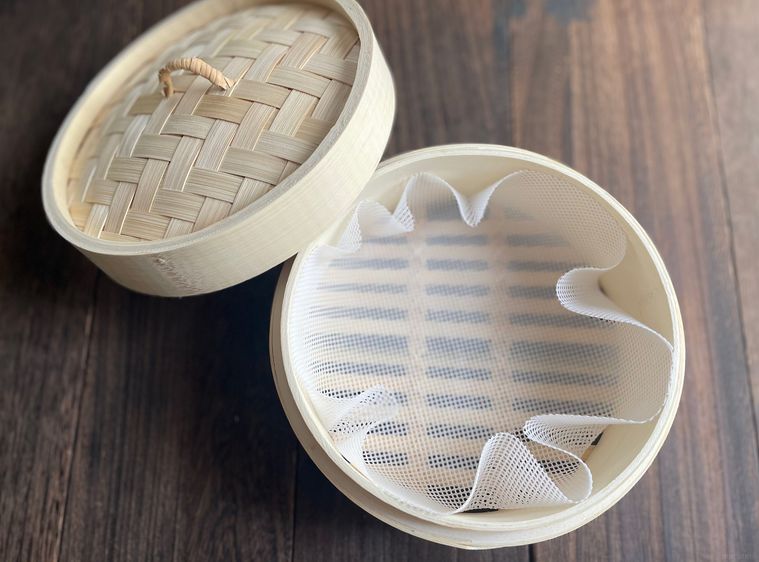 無印良品のせいろに専用シートを敷いたところ