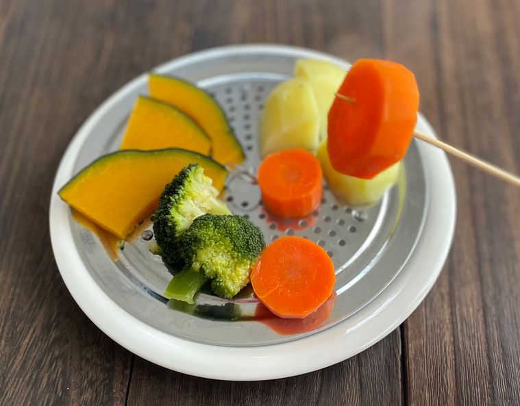 セリアの蒸し器で作った温野菜