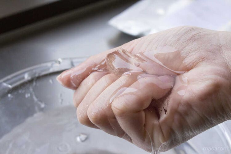 気になる味はいかに…!? 持ち運べる水「Ooho!」に作ってみたいの声続出!の画像