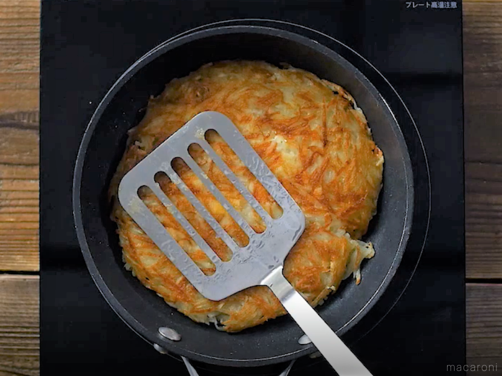フライパンで簡単 カリカリのハッシュドポテトをおうちで作ろう 2ページ目 Macaroni