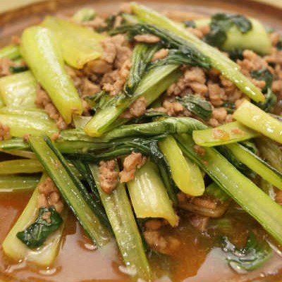材料2つでパパっと!豚肉と『小松菜と豚肉のそぼろあん』は最高の夏のおつまみ