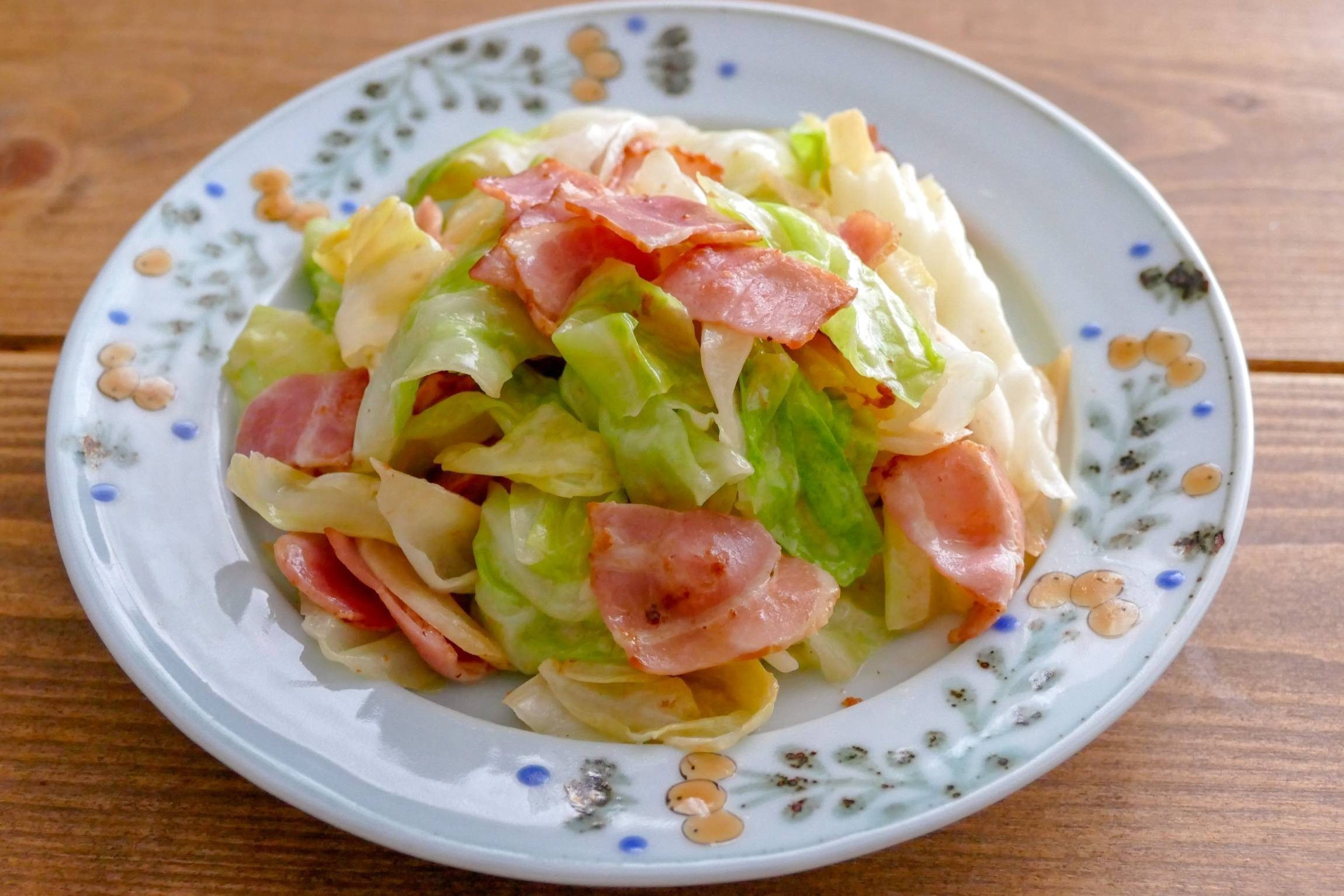 キャベツ と ベーコン