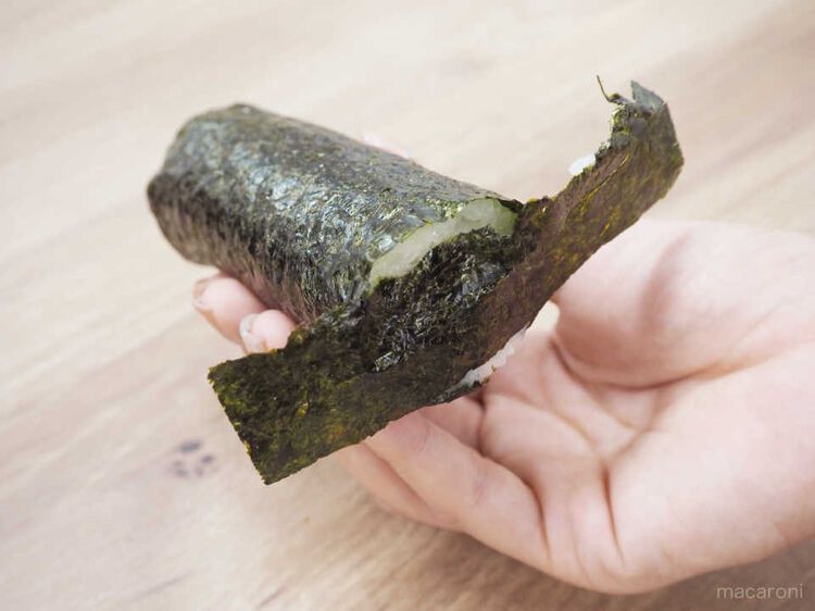 たった1つのワザでこぼれ知らず!納豆巻きの上手な食べ方をマスター♩の画像