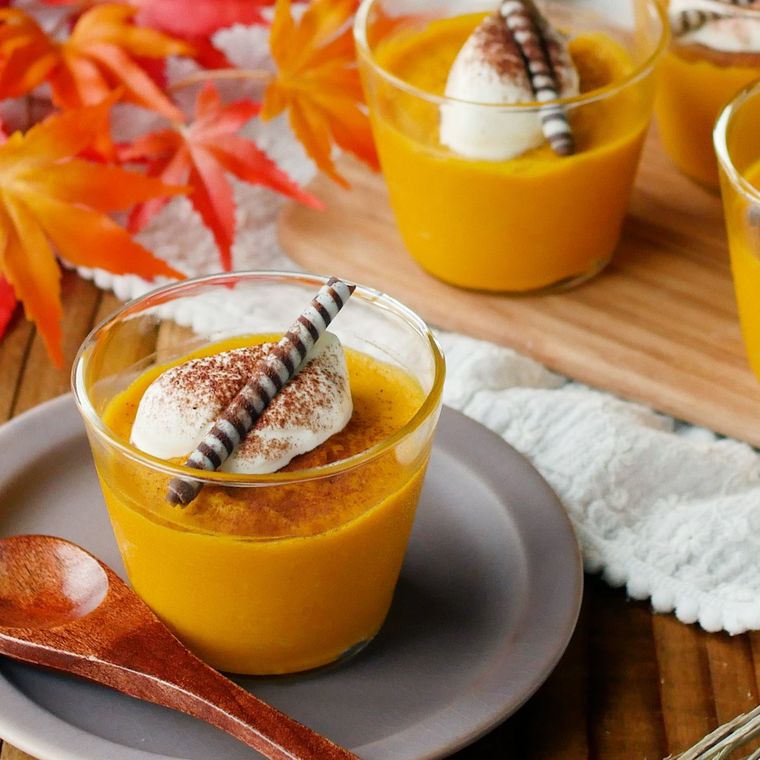 ガラスの器に入ったかぼちゃのムース