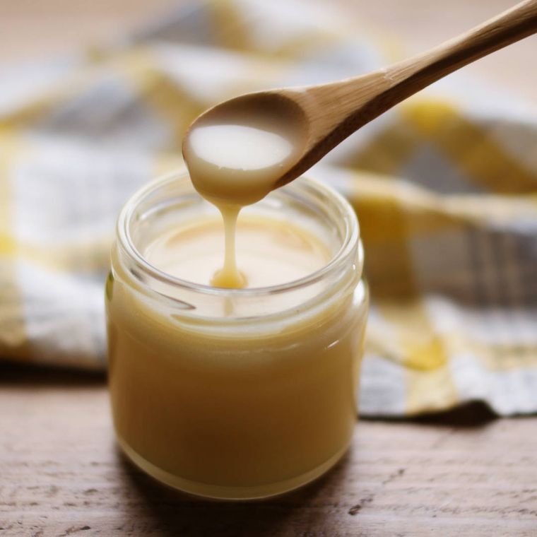 瓶に入ったミルクジャム