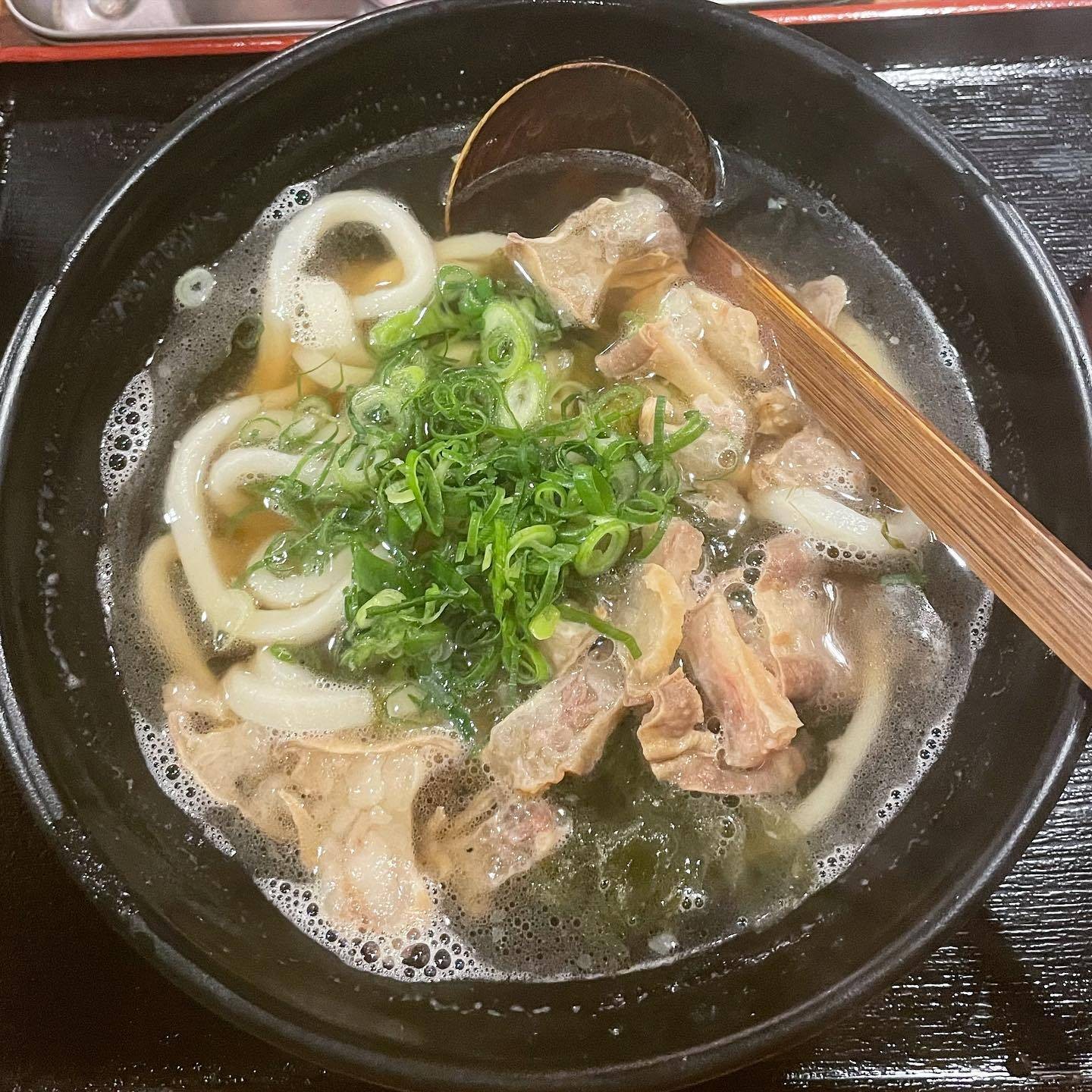 かす うどん 大阪