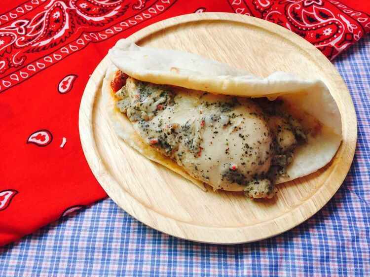 ピザサンド×サラチキ！SNS発「賢者のメシ」を栄養士的にアレンジしてみた♪の画像