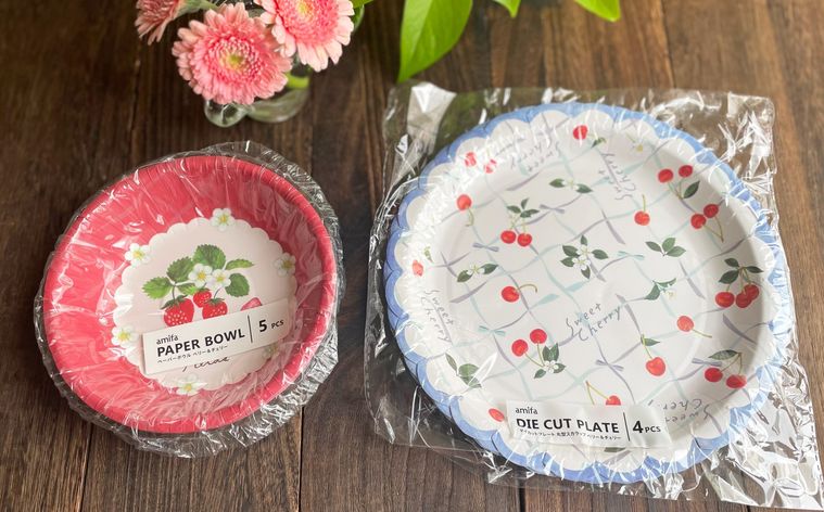 セリアのベリーチェリープレートとボウル