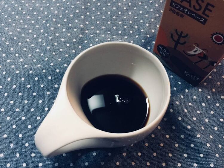 本格お家カフェ！カルディ「カフェオレベース」は割ってもかけても濃厚リッチ味の画像