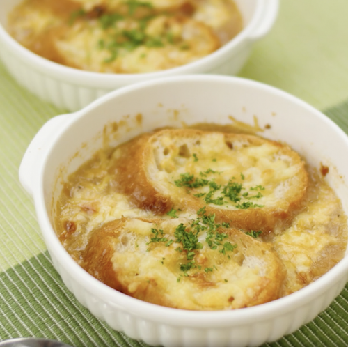 あつあつ本格オニオングラタンスープ Macaroni