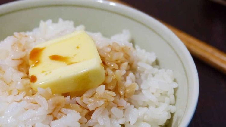 ズボラ飯の頂点 究極の バターごはん が背徳の味すぎる Macaroni