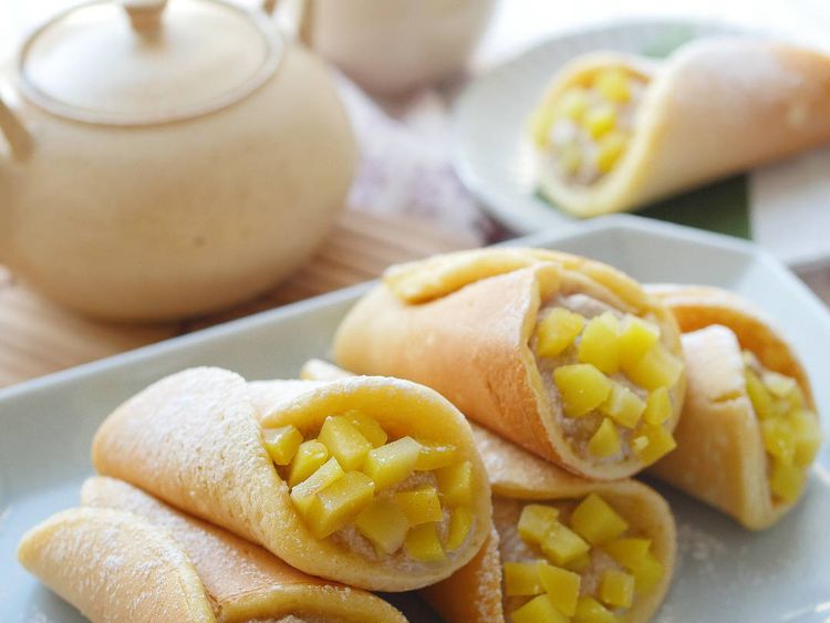 ほっ栗ごろごろ マロンクリームのくるくるどら焼き Macaroni