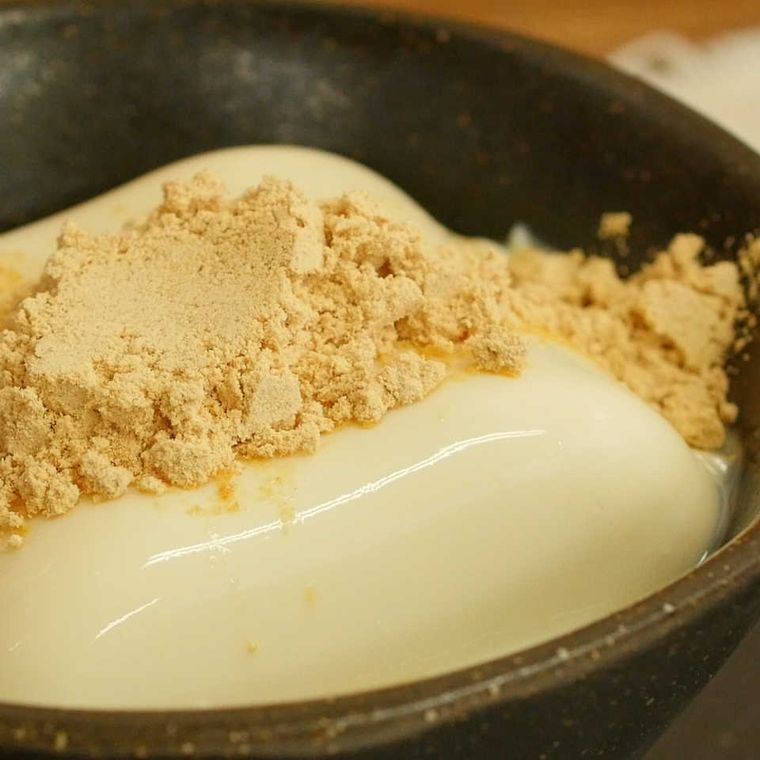 21. かけるだけのスピードレシピ。きな粉練乳豆腐