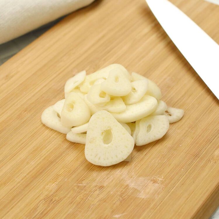 にんにくの切り方 薄切り Macaroni