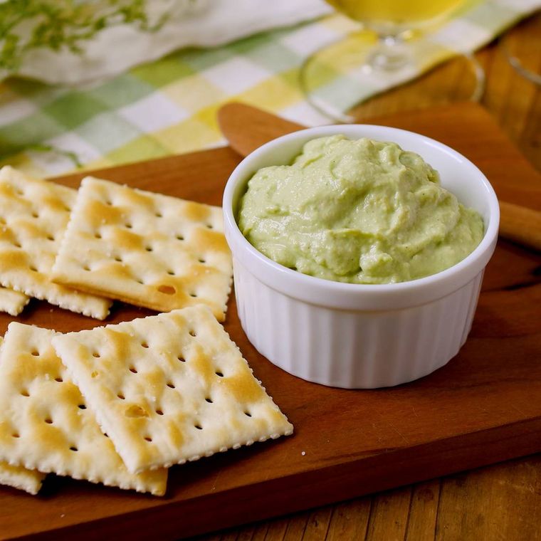 アボカドディップ