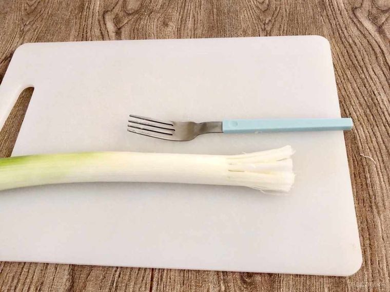最短5秒の裏技も きれいな 白髪ネギ の切り方を伝授 Macaroni