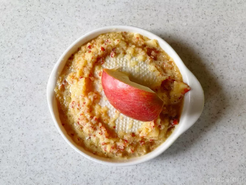 すりおろしりんご」のレシピを伝授！変色しないコツも♪ - macaroni