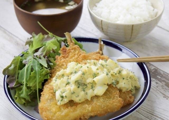 冷めた惣菜がごちそうに プロが教える 魔法のタルタルソース の黄金比 Macaroni