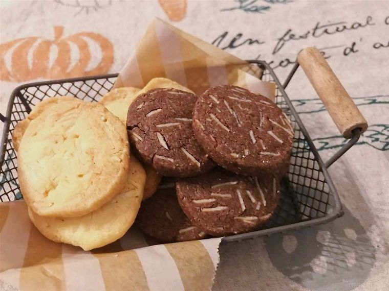 基本のアーモンドクッキーの作り方を伝授 サクサク食感 のカギは3つ Macaroni