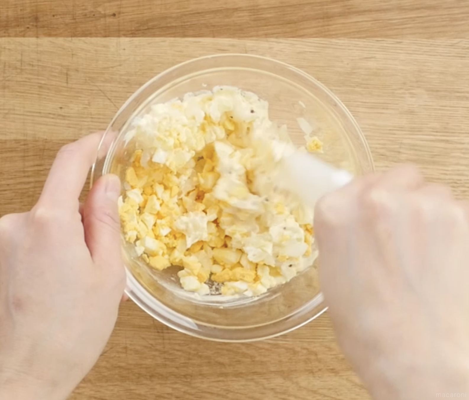 動画付き 白身魚フライの基本レシピ タルタル以外のおすすめソースも 2ページ目 Macaroni