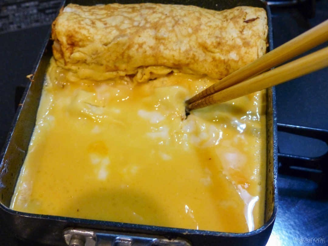 懐かしいおいしさ。「納豆卵焼き」の基本レシピ＆作り方のコツ - macaroni
