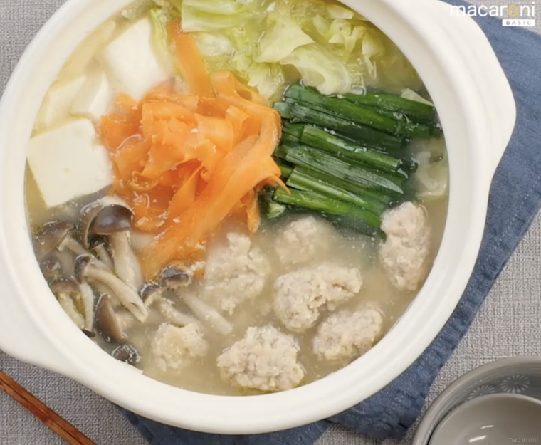 プロが教える 塩ちゃんこ鍋 の基本レシピ しめは何にする 2ページ目 Macaroni プロが教える 塩ちゃんこ鍋 の基本レシピ しめは何にする 2ページ目 Macaroni