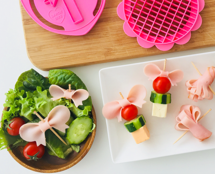 ハム１枚でリボン セリアのデコカッターで毎日の弁当作りが楽しく Macaroni