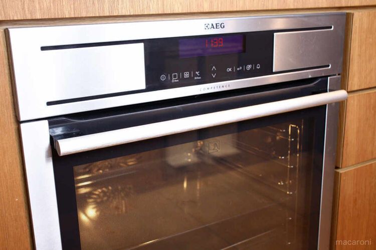 AEGのBP8314001M。ハイコストパフォーマンスを地でいくビルトイン式