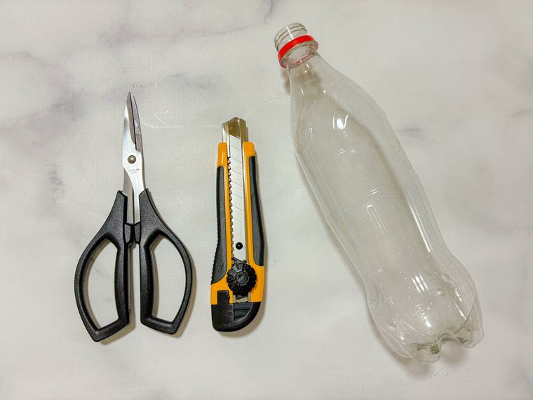 ペットボトルクッキー型に必要な材料