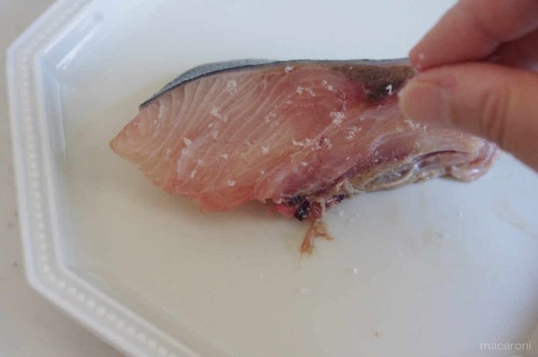 ぶりの塩焼きの基本レシピ ポイント押さえて料亭の味 Macaroni