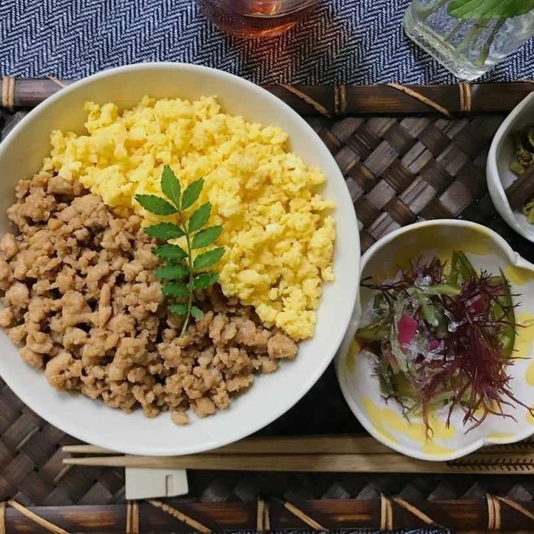 しっとり絶品 簡単 鶏そぼろ丼 の作り方 献立レシピ３選 2ページ目 Macaroni