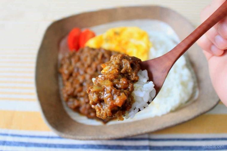 レンチンで一発!山本ゆりさんの「絶品キーマカレー」で秒速ひとりごはん♪の画像