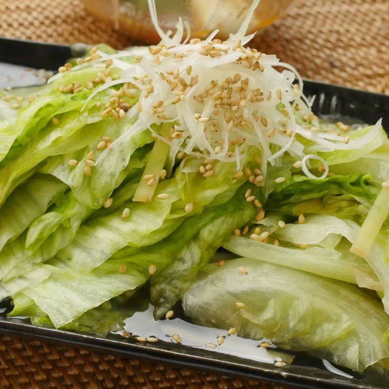 お出汁がじゅわり丸ごとレタスのしんなりおひたし