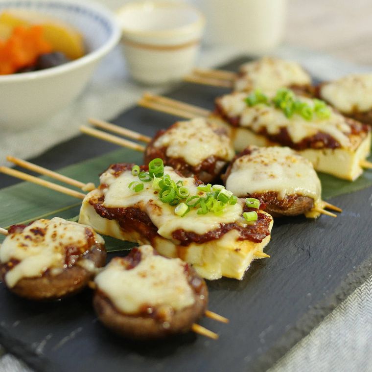 24. チーズがとろり。しいたけと豆腐のツナみそ田楽