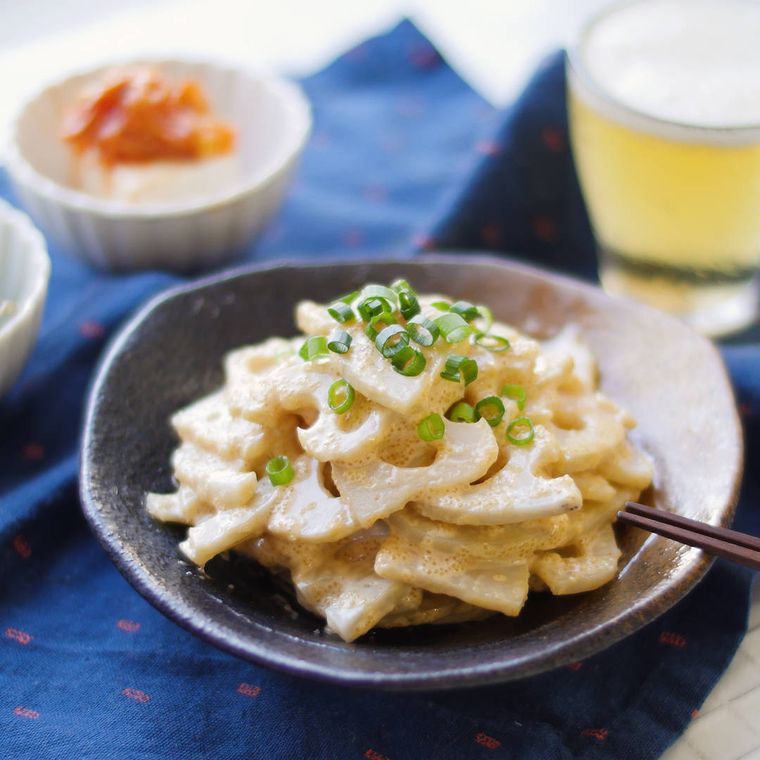 22. 食感がやみつき。れんこんの明太マヨ和え